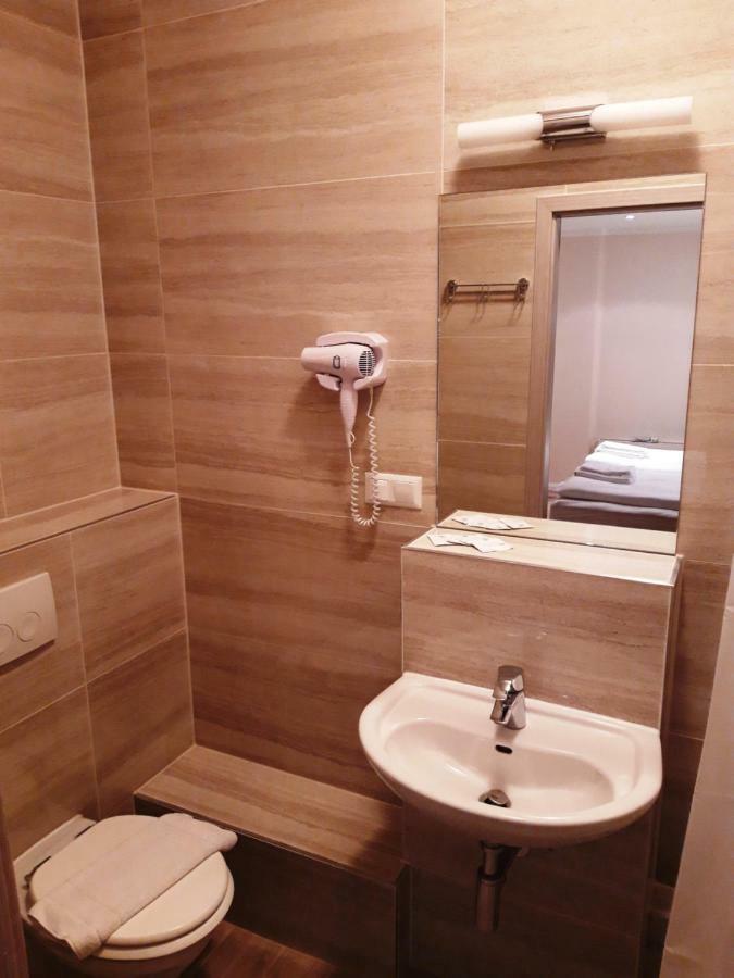 Апартаменты Lv & Am Luetzowplatz *
