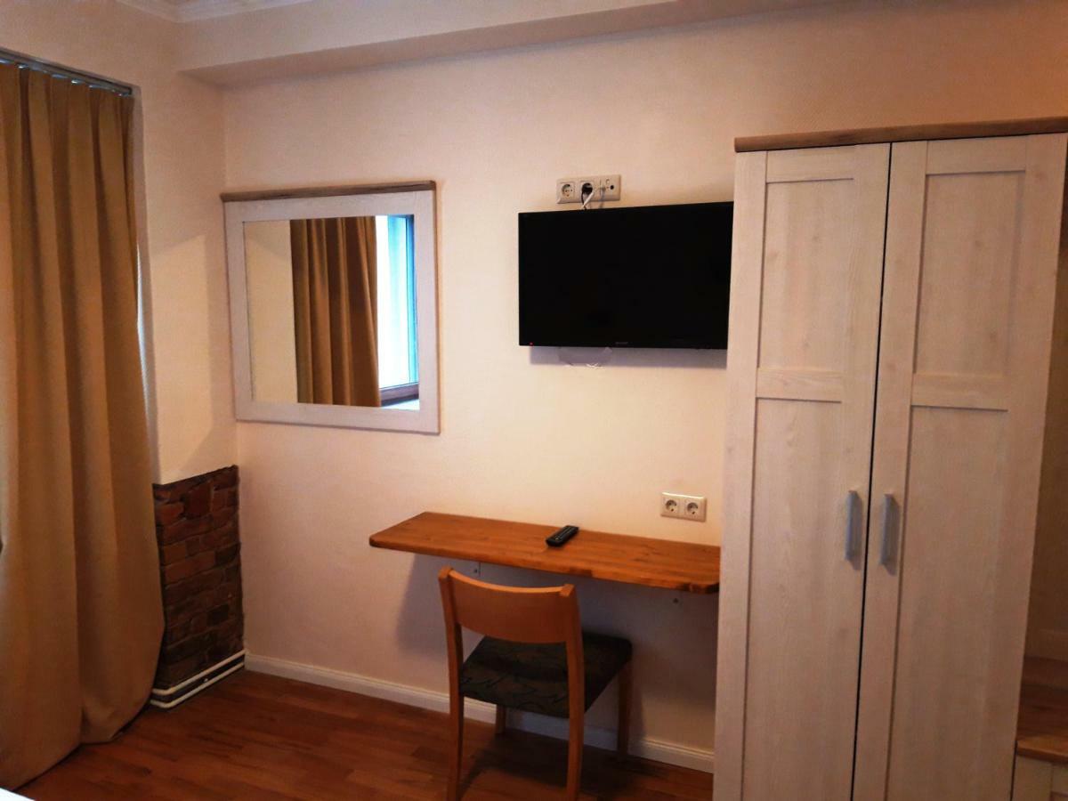 Apartment Lv & Am Luetzowplatz Berlin